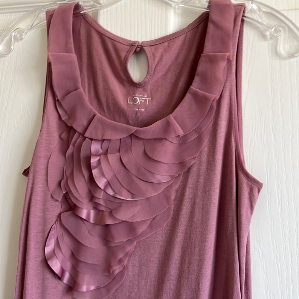 NEW w/o tags LOFT sleeveless blouse